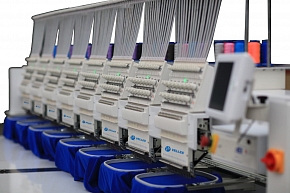 Фото Промышленная четырёхголовочная вышивальная машина  VELLES VE 1204HS-CAP  поле вышивки 400 x 450 мм.
